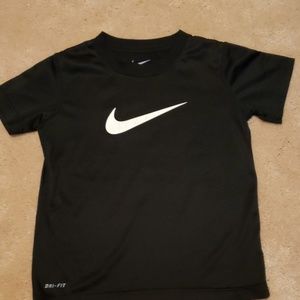 Nike shirt dry fit